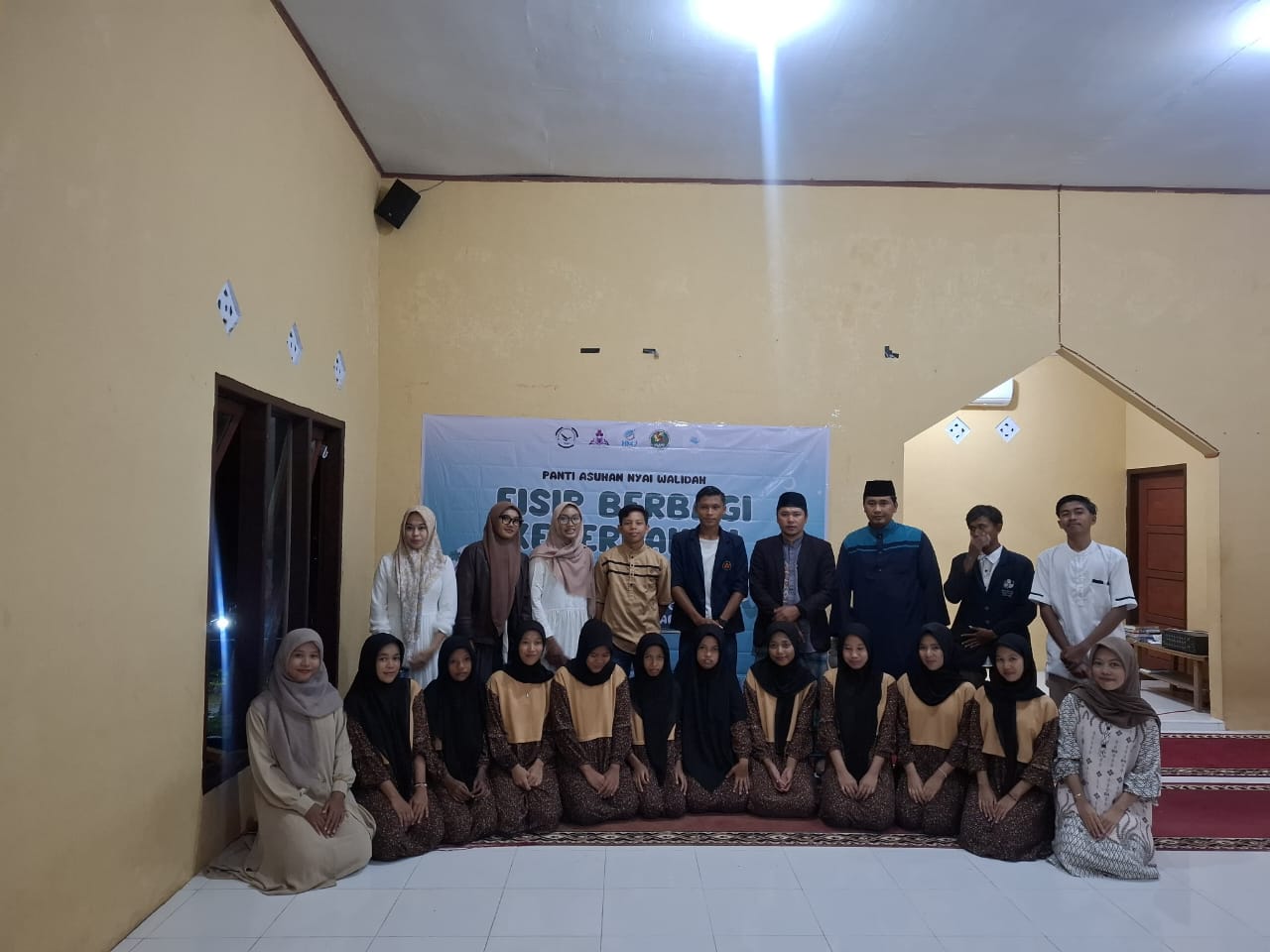Berbagi Kebaikan di Bulan Ramadan: Ormawa FISIP Gelar Buka Puasa Bersama Anak Yatim